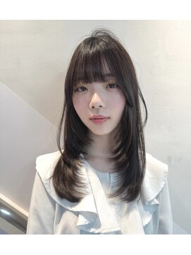 トニーアンドガイ 青山店(TONI & GUY) 顔周りレイヤー×艶カラー