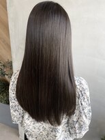 ニューカマー バイ ヘッドライト シブヤ(NEW COMER by HEADLIGHT shibuya)&nbsp;ナチュラルストレート×艶髪