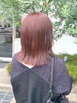 リリー(Rilie)&nbsp;ミディアム/くびれミディ/レイヤーカット/レッドブラウン