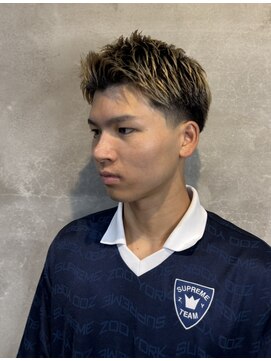 フジヤマバーバーショップ アジト(FUJIYAMA BARBER SHOP ajito) テーパーフェードスパイキーショート