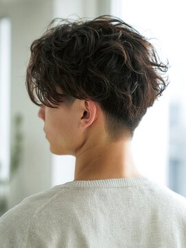 トリッカバルコニー ハヤマ(tricca Balcony Hayama) メンズマッシュ/無造作パーマ/刈り上げ/ナチュラル