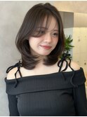 暗髪黒髪韓国ヘアミディアムレイヤーカット小顔顔まわりレイヤー