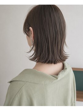 アンドリープ(&LEAP) 透明感ベージュx切りっぱなし