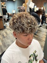 スタンドバーバー 柏(STAND BARBER)&nbsp;リバースセンターパート/ニュアンスパーマ/ダウンバング/柏