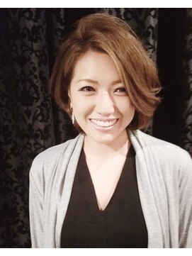 ヘアラウンジ ビジュー(hair Lounge Bijou) グレージュショート
