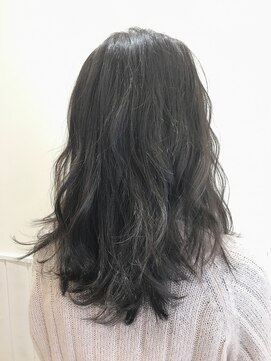 ネオリーブソラ 相模大野店(Neolive sola) ハイライトでグレーアッシュカラー【sola:neolive 相模大野店】