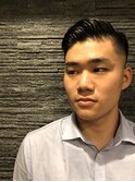 ツーブロックビジネスショートレイヤーかき上げコンマヘア