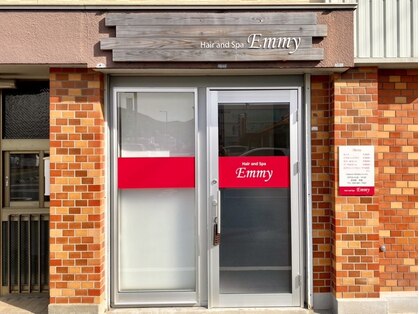 エミー(Emmy)の写真