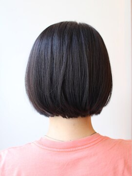 ブラット(brat) ダークアッシュ/オーガニックカラー/黒髪/暗めカラー/グレージュ