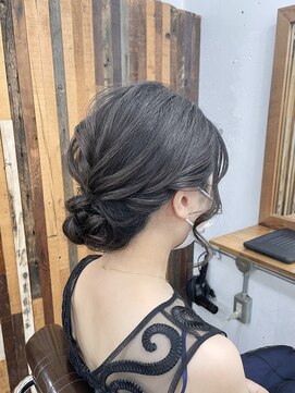 リッカ(RICCA) 【ヘアセット　RICCA 家田】シンプルシニヨンヘア♪