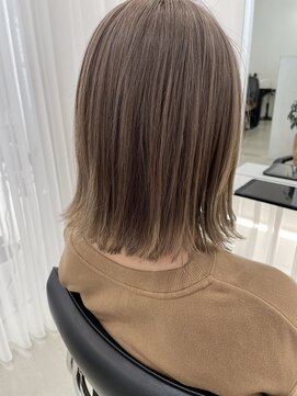アイズ ヘアー メイク(I's hair make) ふんわりブラウンベージュ
