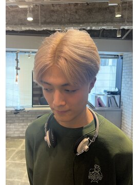 エイトセカンド 新宿三丁目店(EIGHT second) ブロンドヘア