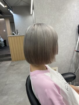 ヘアサロン ドットプラス 町田店(dot. plus) 【山本　直幸】ハイトーン×ホワイトシルバー