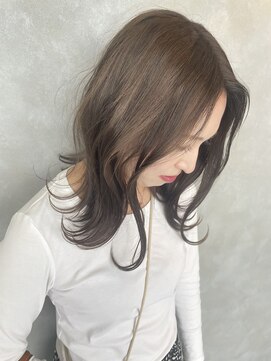 アトラス(ATLAS) モーヴカラー,透明感、小顔スタイル