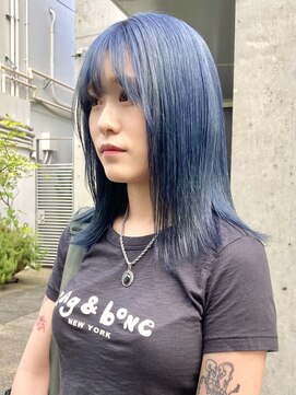 シアン(SYAN) くすみブルーカラー/切りっぱなしロブ/ブリーチ【shiho】