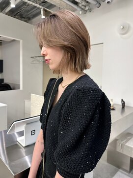 ステン(sten) 切りっぱなしボブ/外ハネボブ/韓国風くびれボブ/ベージュ