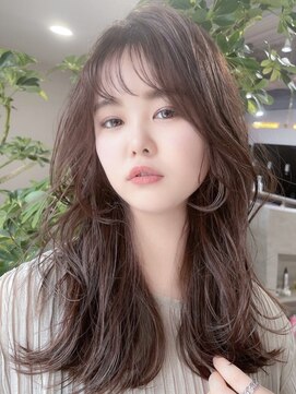 ランソ 新宿(RUNSO) オリーブグレー×クラゲヘアー×小顔