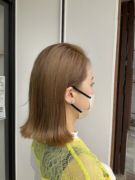 セン バイ エント(sen by emt) ハイトーン×切りっぱなしボブ