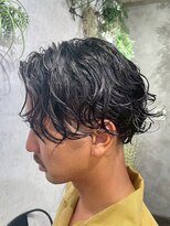 ハーシーバイアポロ 相模大野(HERSHE by apollo)&nbsp;MEN’S HAIR/ブルーブラック/フェザーパーマ/ハイライト