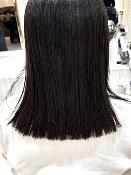 エンス 銀座(Ence) 暗めカラー/韓国風巻き/レイヤーカット/髪質改善/縮毛矯正/銀座