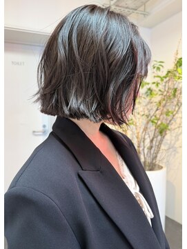 ゾーイダイミョウ(ZOEY daimyo) 福岡天神大名 重さと軽さもあるボブレイヤー