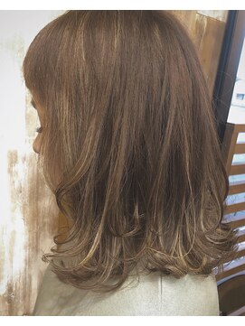 バンビ プライベート サロン(Bambi private salon) 透明感カラー☆ふんわりハイライトでグラデーション☆