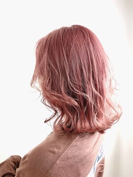 ヘアリゾートユア 新大久保店(hair resort YuA) コーラルピンク