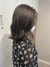 ウルカ 北浦和西口店(ulQua) 女っぽミディ×アッシュグレージュ