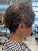ブルーグレージュの前髪なしショート【Yamaki Ayako】