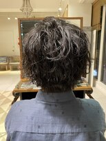 リボーン ビューティー リゾート 松戸店(re-born Beauty Resort) ウルフベリーショートアッシュブラックカルマパーマ