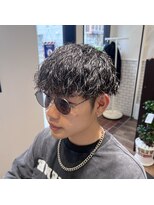グリット オオサカ(GRIT osaka)&nbsp;波巻きスパイラルパーマメンズマッシュパーマツイストパーマ