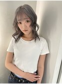 青みグレー