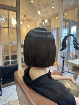 エイミーバイアフロート(amie  by afloat) 艶髪が手に入る！マジカルストレート