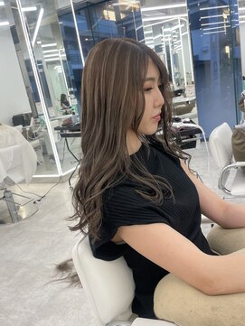 ブラウン(Brown) ハイライトカラー/白髪ぼかし/イメチェン/美髪/藤沢美容室