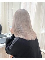 フリーラ 表参道(freera)&nbsp;freera上石　ケアブリーチカラー　ホワイトベージュ