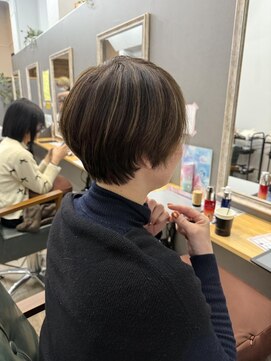 エニー 四条大宮(aNy) 白髪ぼかしハイライト