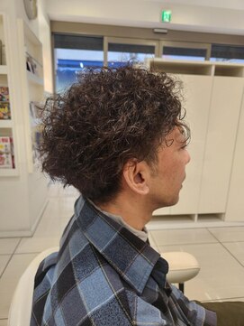 アクシス 三軒茶屋本店(AXIS) スキンフェード/ツイスト/スパイラル/メンズ/パーマ