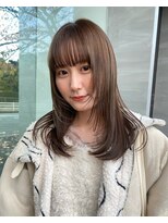 クプラ(Qpula)&nbsp;オリーブベージュ　ミディアムレイヤーカット