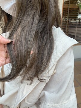 リゴッツ ドゥア プトゥリ(Regottz dua putri) 【抜け感】"シアベージュカラー"【中津/梅田】