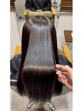 アーバン(URBAN.) 美髪ストレート【縮毛矯正】