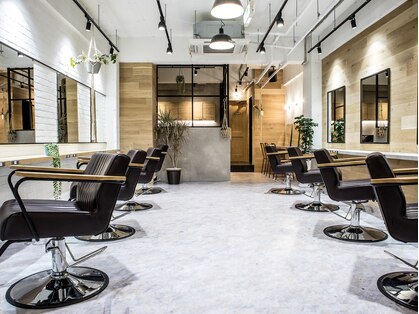 エイト 福岡天神店(EIGHT fukuoka)の写真