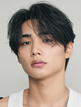 フィフス(fifth) 原宿ニュアンスパーマメンズカットセンターパートウルフ刈り上げ