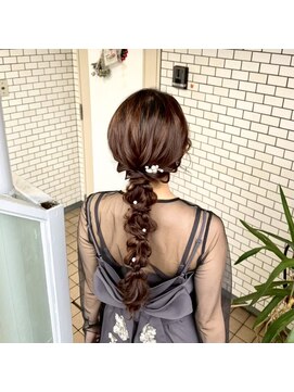 フェリーチェ(Felice) 編みおろし お呼ばれヘア ロングヘアセット 参列ヘア