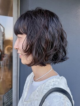 ナループロア ルームー(Nalu pu loa ROOMOO) フレンチボブパーマ