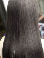 ビランチェ 池袋(bilancia)&nbsp;ホワイトグレージュ/ダークアッシュ/アースカラー/池袋/池袋東口