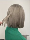 【LILIANA】切りっぱなしbobとsilver beige♪