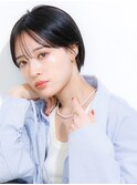ナチュラルストレートショート