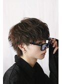 横顔が決まるマッシュショート