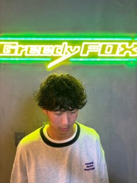 グリーディーフォックス 代々木(Greedy FOX) 波巻き/ハイライト/マッシュパーマ/ウルフ[シェービング]