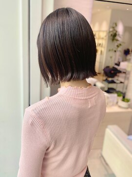 ステア ケース(stair case) ストレート肩上ボブ前髪カット髪質改善トリートメント